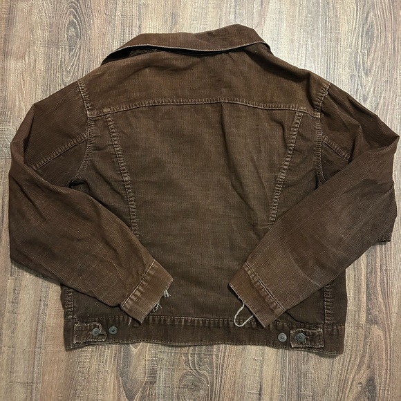 Vintage Levi's Men's Dark Brown Corduroy Jacket - Picture 2 of 5